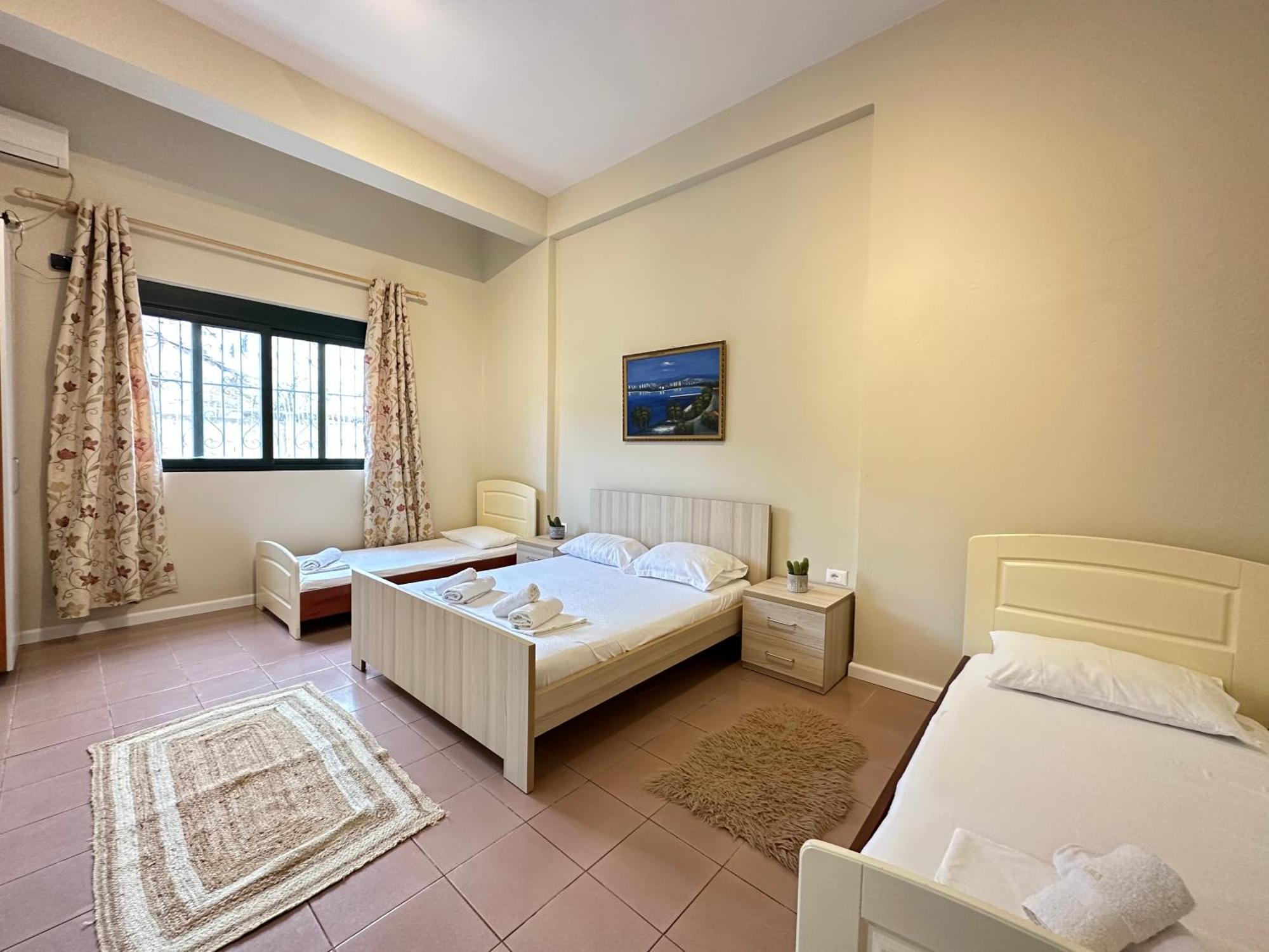 Rias Seaside Apartments Vlorë Екстериор снимка
