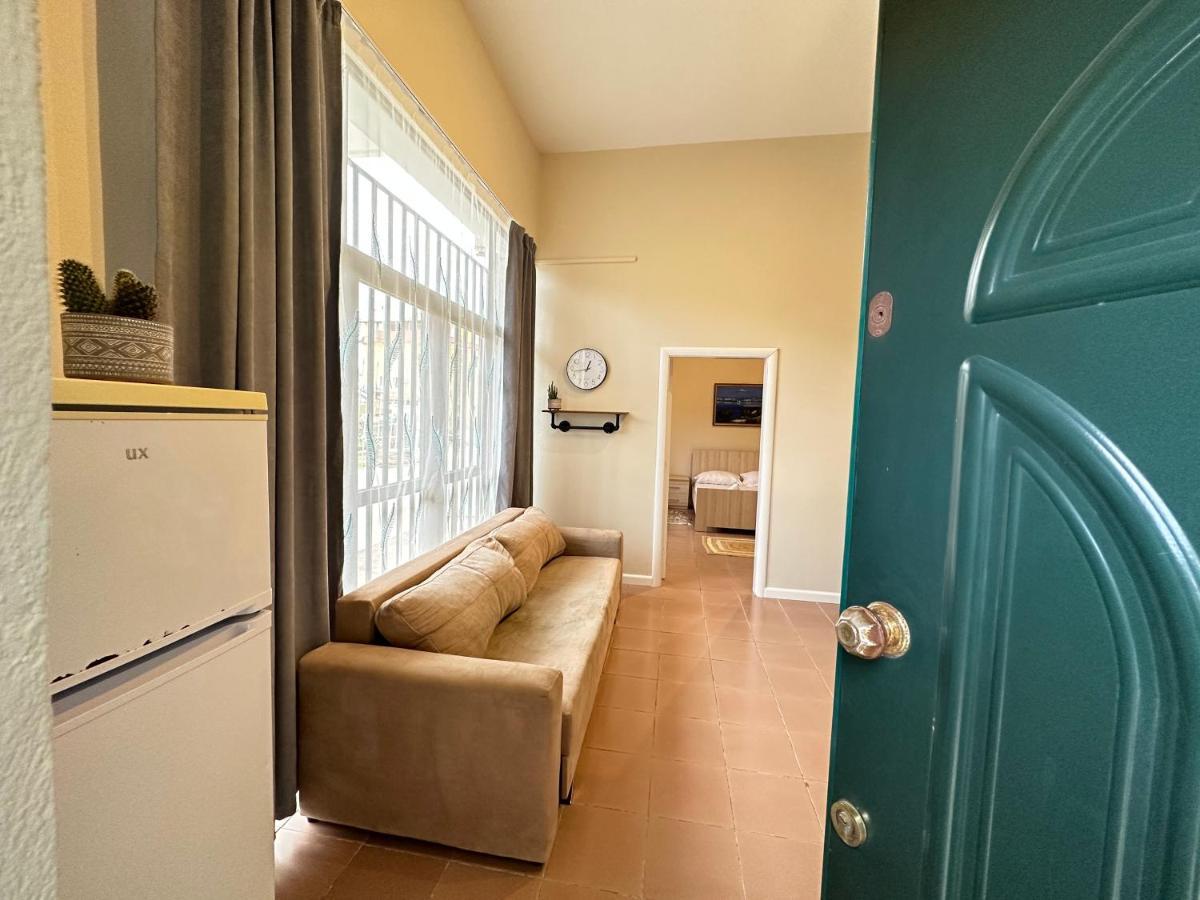 Rias Seaside Apartments Vlorë Екстериор снимка