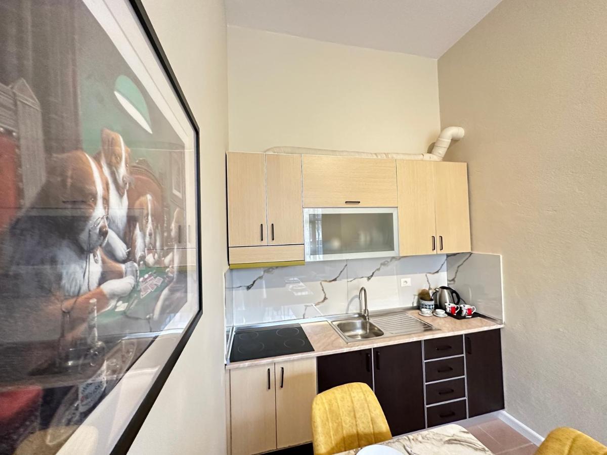 Rias Seaside Apartments Vlorë Екстериор снимка